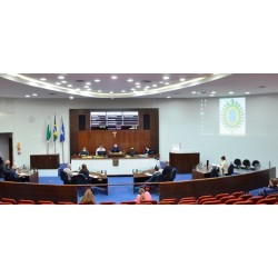 Câmara Municipal coloca em pauta assuntos relevantes fora da rotina
